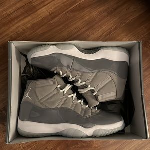 (SOLD) Air Jordan 11 Retro 'Cool Grey' 2021